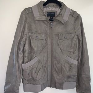 NWOT Bernardo Fashion Bomber Jacket Gray